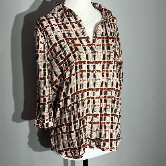 Coups Short Sleeve Button Up - Picture 3 of 13